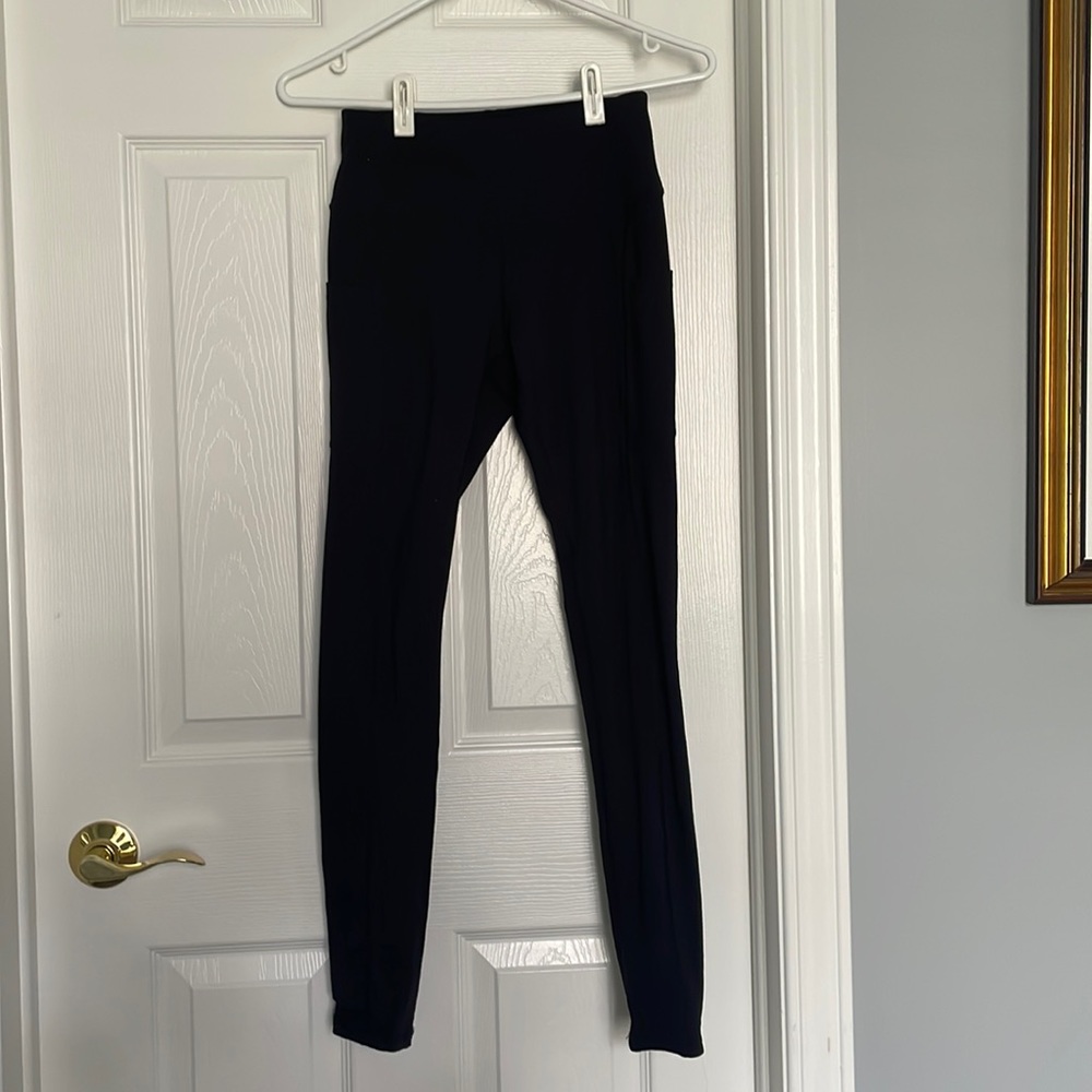 Polygon black leggings with side pocket